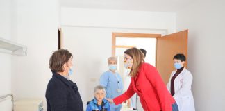 Vijojnë ndërhyrjet e implantit koklear me rimbursim 100% nga shteti, Manastirliu: 13 fëmijë kanë kryer ndërhyrjen delikate me sukses për rikthimin e dëgjimit