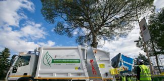 FOTO-LAJM/ Lulzim Basha kapet me kopje, PD i “vjedh” sloganin kompanisë që mbledh plehrat në Tiranë