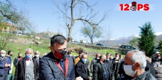 Balla takim me banorët në Xhyrë: Beteja kryesore e 25 prillit është Drejtësia, Kryemadhi dhe Bardhi s’kanë asnjë lidhje me Librazhdin