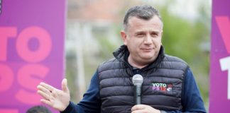 Askush s’ka pritur të mbajë fjalën/ Balla i kthehet Metës: Sa të mbarojë numërimi ja bëjmë gati letrat e pensionit të pijë raki me Saliun