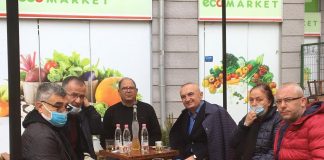 FOTOT/ Pas shkrirjes së degës së LSI, Petrit Vasili merr borxh nga njësitë e tjera dhe sajon një mbledhje në Njësinë 10