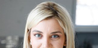 “Kandidoj me PS sepse është në anën e duhur të historisë”. Kjara Adhami, vajza përmetare që beson te ndryshimi