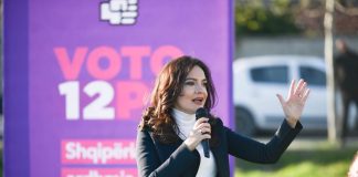 Spiropali nga Qendër-Kamza: Fitorja spektakolare e 25 Prillit fillon nga Kamza. Bllokimi i aeroportit, akt çnjerëzor i çetës së qametit.