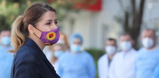 Manastirliu takon mjekët e infektivit: Situata e kontrolluar, spitalet vijojnë të jenë në gatishmëri