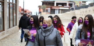 Ekonomi me të rinjtë e FRESSH Krujë, ecje në qytet: Më 25 prill vota për të ardhmen