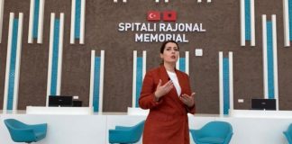 “Fazë e re e ngjitjes së sistemit tonë shëndetësor”/ Spitali i Fierit gati të hapë dyert, Manastirliu: I përbërë me të gjitha standartet, 398 punonjës, 56 turq