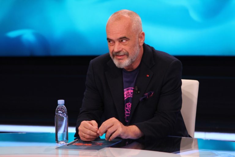 Në pak ditë hapet Aeroporti i Kukësit/ Rama: Çunat nga Londra të seleksionuar në bazë të sharjeve që më kanë bërë mua