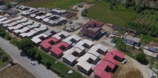 ‘Përfundon në gusht’, Rama inspekton punimet për rindërtimin në Ndroq (Video)