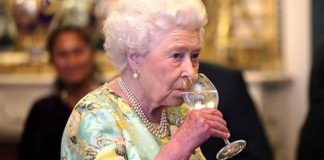 Mbretëresha Elizabeth prodhon një birrë në nder të burrit të saj