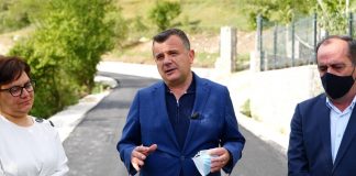 Balla inspekton punimet për asfaltimin e rrugës në Rrajcë Sutaj: Rrugët e reja do të zhvillojnë agro-turizmin