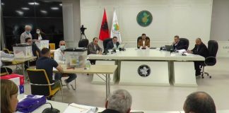 24 qendra votimi/ Të mërkurën jepet vendimi për Beratin, nesër shqyrtohen ankesat për Gjirokastrën dhe Vlorën