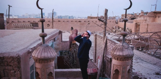 Opinion/ Kina kundërsulmon k ritikët e politikave të saj në Xinjiang