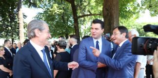 Disfata personale e Sali Berishës më 25 prill dhe profecia e Genc Rulit