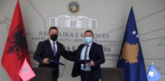 Shqipëri-Kosovë intensifikojnë bashkëpunimin në fushën e mbrojtjes, Peleshi: Ballkani në NATO, garanci për stabilitet