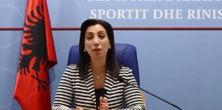 Ministrja Evis Kushi thirrje mësuesve dhe studentëve para nisjes së vitit të ri shkollor: Merrni vaksininën