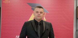 Nisi punën si pjesë e shërbimit, sot trajnon dhe drejton stafet e HORECA-s