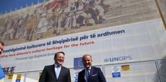 Po bëhen punime me financim të BE/ Varhelyi dhe Soreca shkojnë te Muzeu Historik Kombëtar