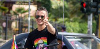 Debati per heqjen e fjalës nënë, Kristi Pinderi ngre disa pyetje