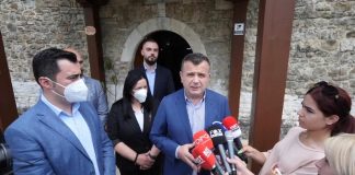 Balla viziton manastirin e “Shën Joan Vladimirit”: Elbasani është kryeqyteti i bashkëjetesës ndërfetare