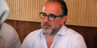 Deputeti i PS, thirrje kryetarit të bashkisë: Dritan Leli ktheu në Vlorë e puno, lëri pushimet në Milano