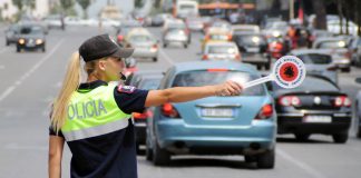 Arrogantët në timon në shënjestër të policisë! Shefi i rrugores në Tiranë, Erjon Ahmeti: Monitorim me kamera e radarë brenda qyteteve