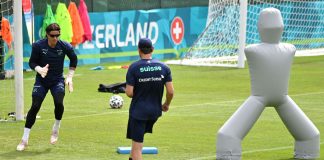 Europiani, portierët e Zvicrës stërviten me syze speciale