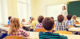 Risia në e-Albania, prindërit regjistrojnë online fëmijët në shkolla