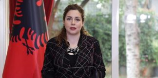 Ministrja Xhaçka: Presim 1300 afganë, vështirësi për të marrë 4 mijë