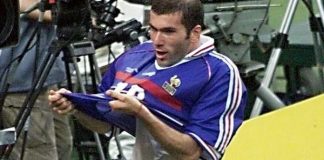 Fanella e Zidanit nga finalja e Botërorit 1998 shitet me shifrën marramendëse
