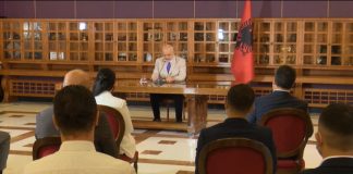 Rama-ministrave: Nëse nuk reagoni pas rekomandimit të Agjencisë së Prokurimit Publik do ju çoj në SPAK