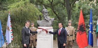Kryebashkiaku Veliaj dhe homologu hungarez Karácsony përurojnë në Budapest bustin e Skënderbeut: “Përtej zhurmës dhe historisë, janë veprat ato që mbeten”