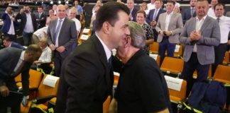 Rreziqet që paralajmëron “bllokada” në Kuvendin e PD-së