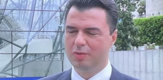 ‘Kurrë më nuk duhet ta mendoni se unë do t’u kthej më faqen tjetër’, Basha mesazh kritikëve