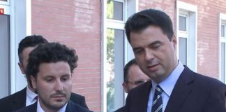 Abazoviç flet pas takimit me Bashën: Të ulim tensionet, të mos merremi me punë koti