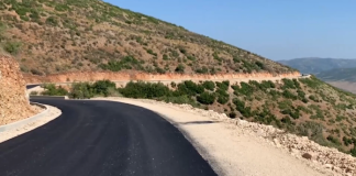 Rruga Dukaj-Sinanaj që lidh Tepelenën me Vlorën, gati në shtator për qarkullimin e mjeteve