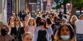 Mjeku amerikan: Varianti Delta do të jetë virusi më i rëndë