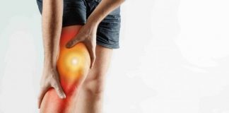 Dhimbje në gju? Ja sa na ndihmon pozicionimi i rregullt