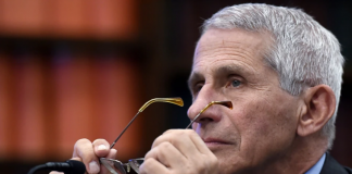 Fauci rreth COVID-19: SHBA-ja po shkon në drejtim të gabuar