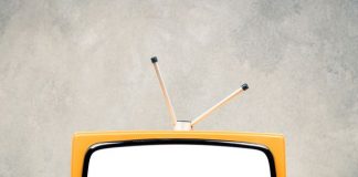 Pas 17 vitesh, spektakli i njohur i talenteve të reja ndërpret transmetimin