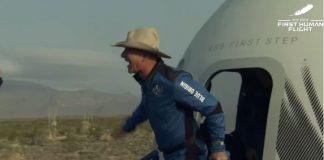 Jeff Bezos fluturon në orbitë/ Hipën në anijen e prodhuar nga kompania e tij, udhëtoi për 11 minuta