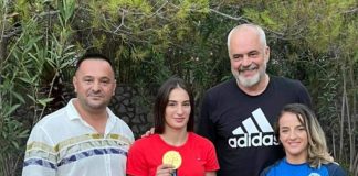 Rama takon medalistet e “arta” të Kosovës: Nder i madh! Uroj t’i vizitoj së shpejti në Pejë për të mësuar nga shkolla e kampionëve