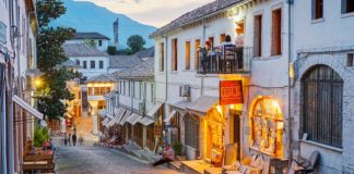 The Guardian: S’ka lidhje me “Hollywood’s Taken”, Gjirokastra vendi më i bukur që kisha vizituar