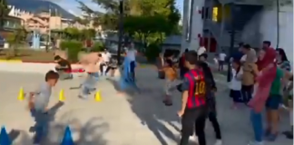 Iu ikën tmerreve të luftës, fëmijë afganë luajnë në mjediset e qytetit “Studenti”