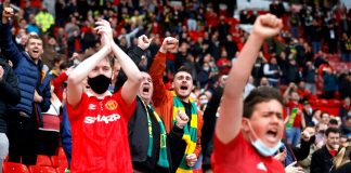 Tifozët e Man.Utd marrin lajmin e mrekullueshëm para ndeshjes me Leeds