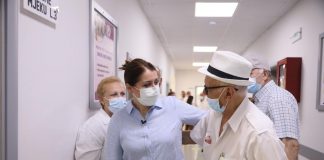 Manastirliu nga Saranda: Vijnë sot 50.000 doza të tjera vaksinash Pfizer, apel për studentët të vaksinohen përpara fillimit të vitit të ri akademik