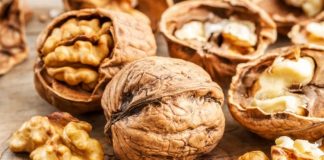 Ndikimi i fortë i arrave për uljen e kolesterolit të keq në gjak