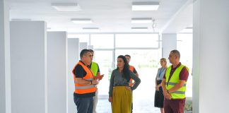 Drejt përfundimit godina e re e DRSHTRR Berat, Balluku: Ju shërbejmë më shpejt dhe më me cilësi qytetarëve