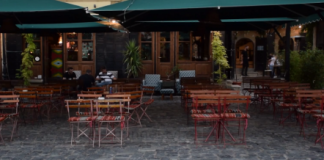 “Shqipëria që nuk prisja”/ Turisti italian befasohet nga Korça, gjatë vizitës në qytet