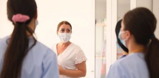 Mbi 100 mijë vaksinime në ditët e para të gushtit, Manastirliu apelon për vaksinim masiv edhe moshat e reja