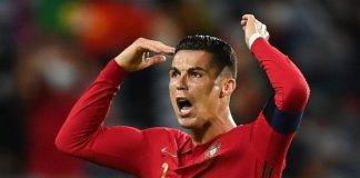 Ronaldo pranon çmimin e Guinness, pas rekordit që theu me Portugalinë